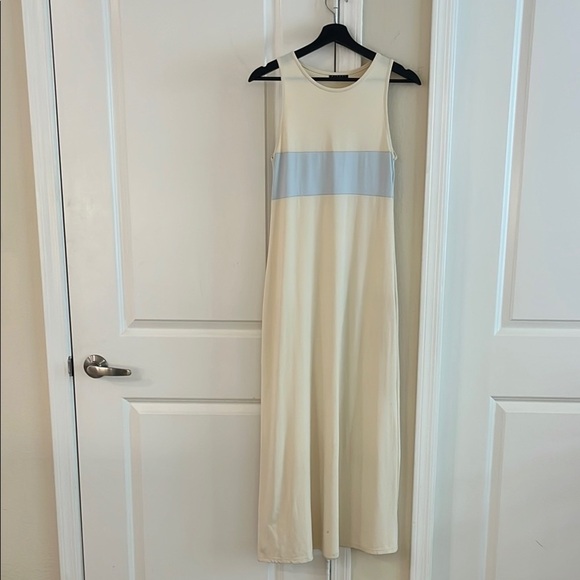 Sisley Made in Italy Maxi Dress with Blue and cream detailing ✨ Runs large! - Picture 3 of 17